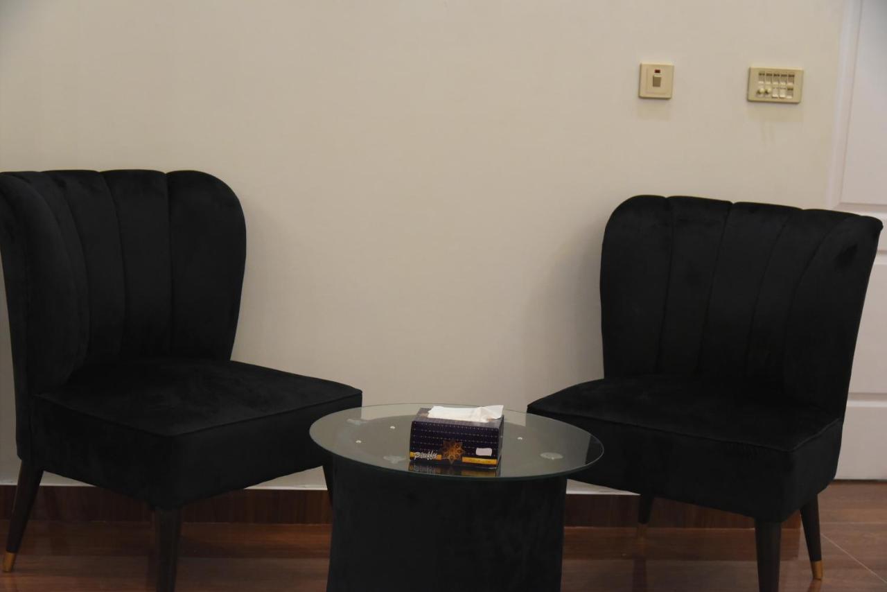 Hotel White Season Gulberg Lahore Ngoại thất bức ảnh