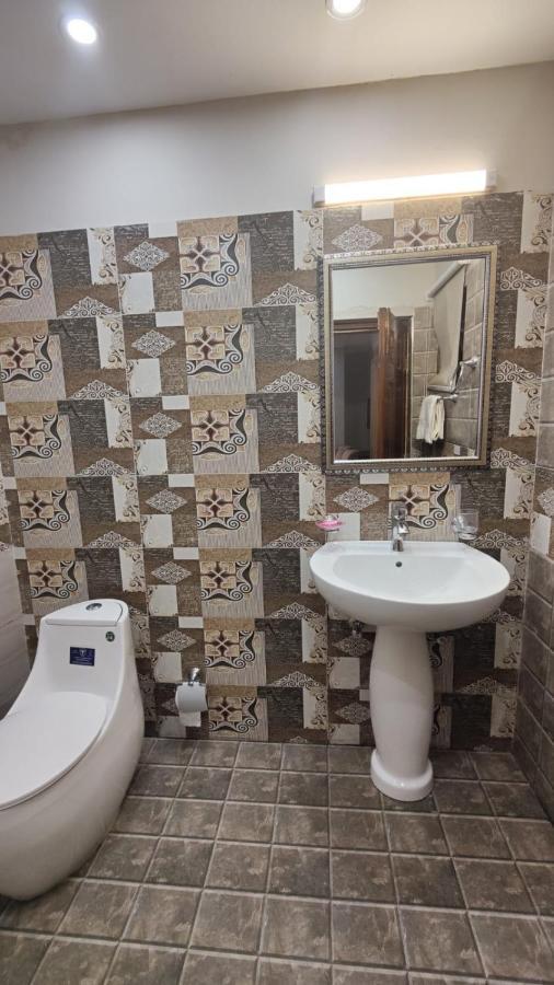 Hotel White Season Gulberg Lahore Ngoại thất bức ảnh