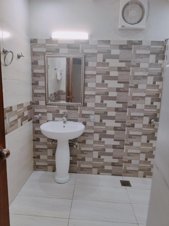Hotel White Season Gulberg Lahore Ngoại thất bức ảnh