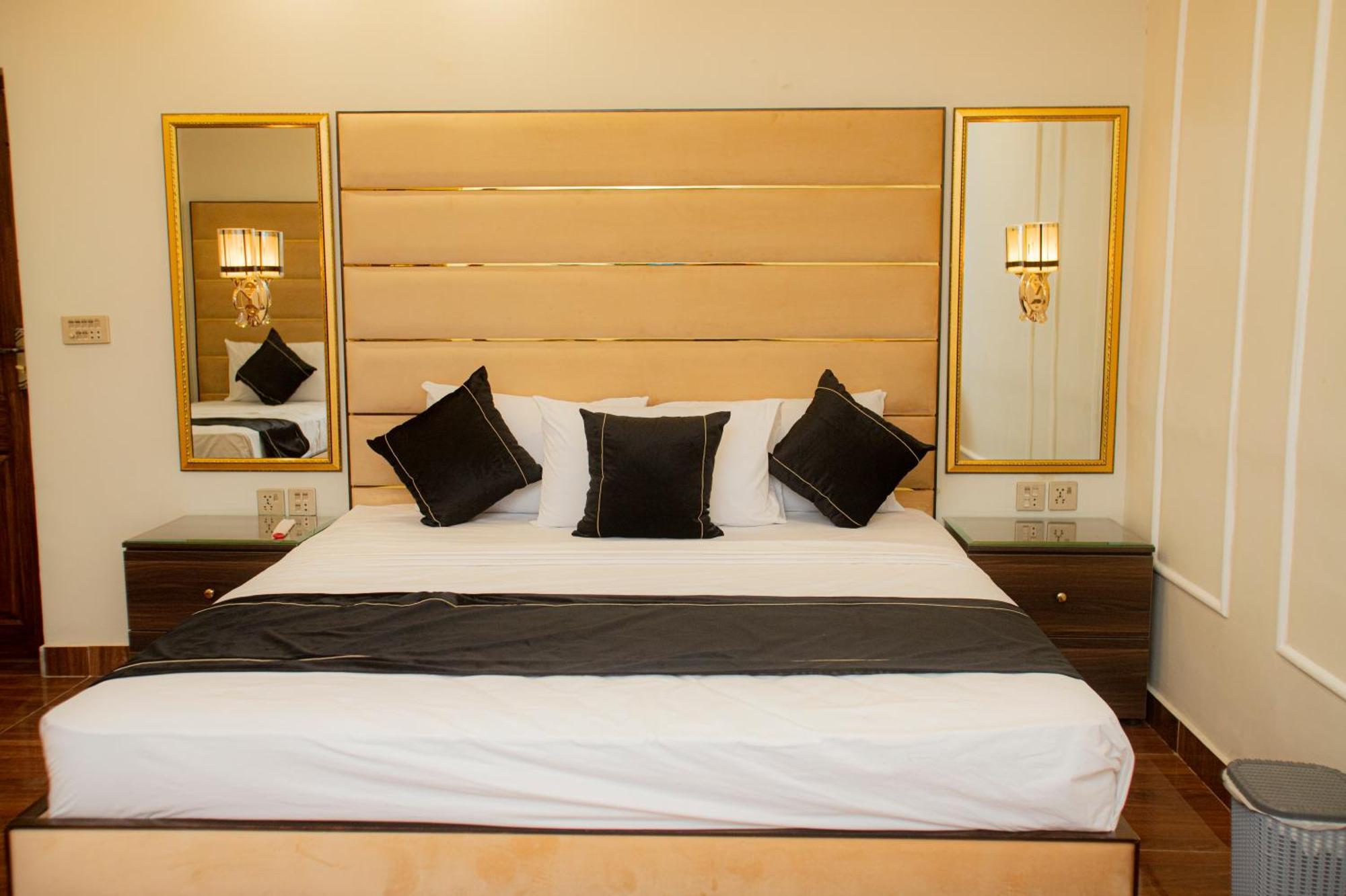 Hotel White Season Gulberg Lahore Ngoại thất bức ảnh