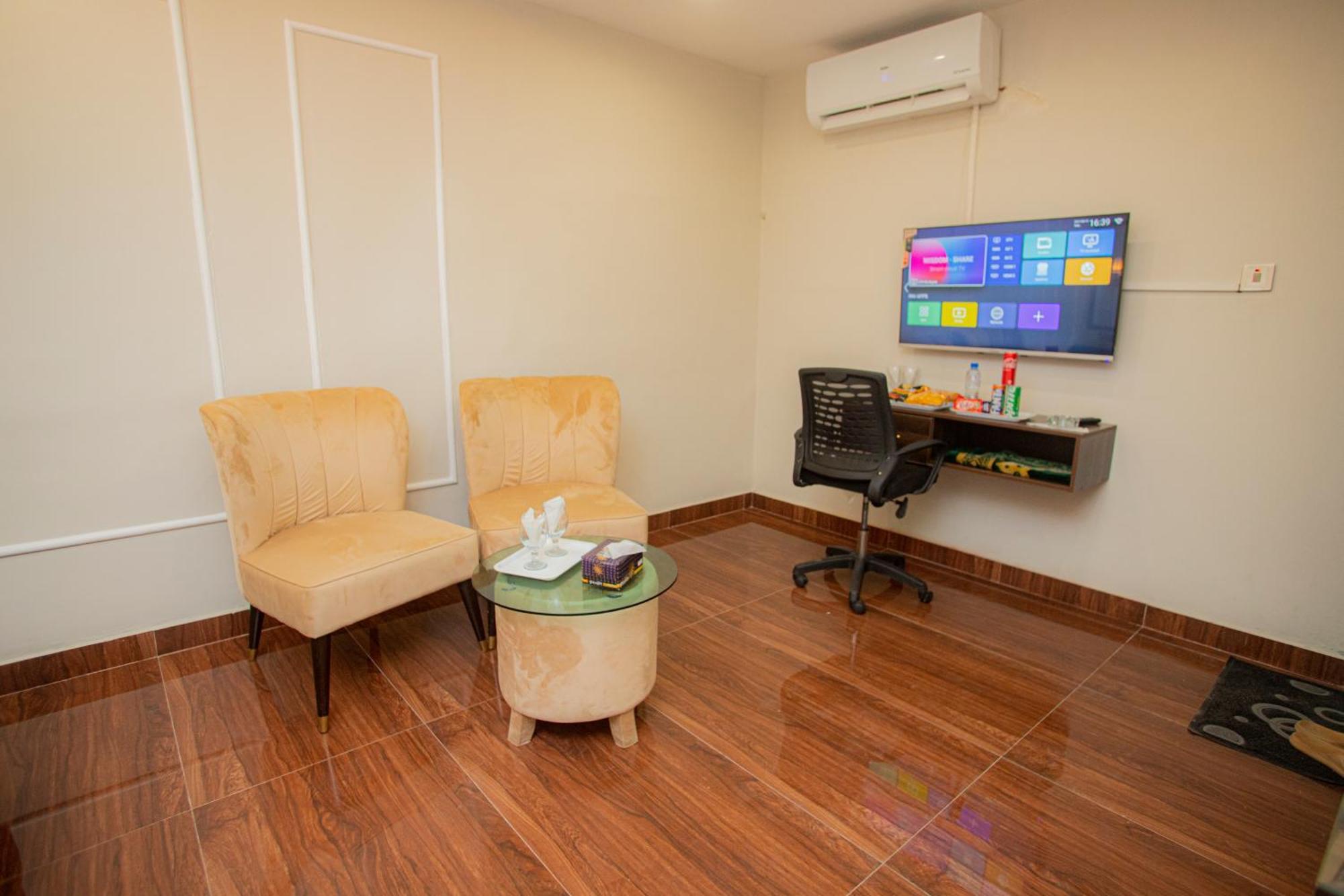Hotel White Season Gulberg Lahore Ngoại thất bức ảnh