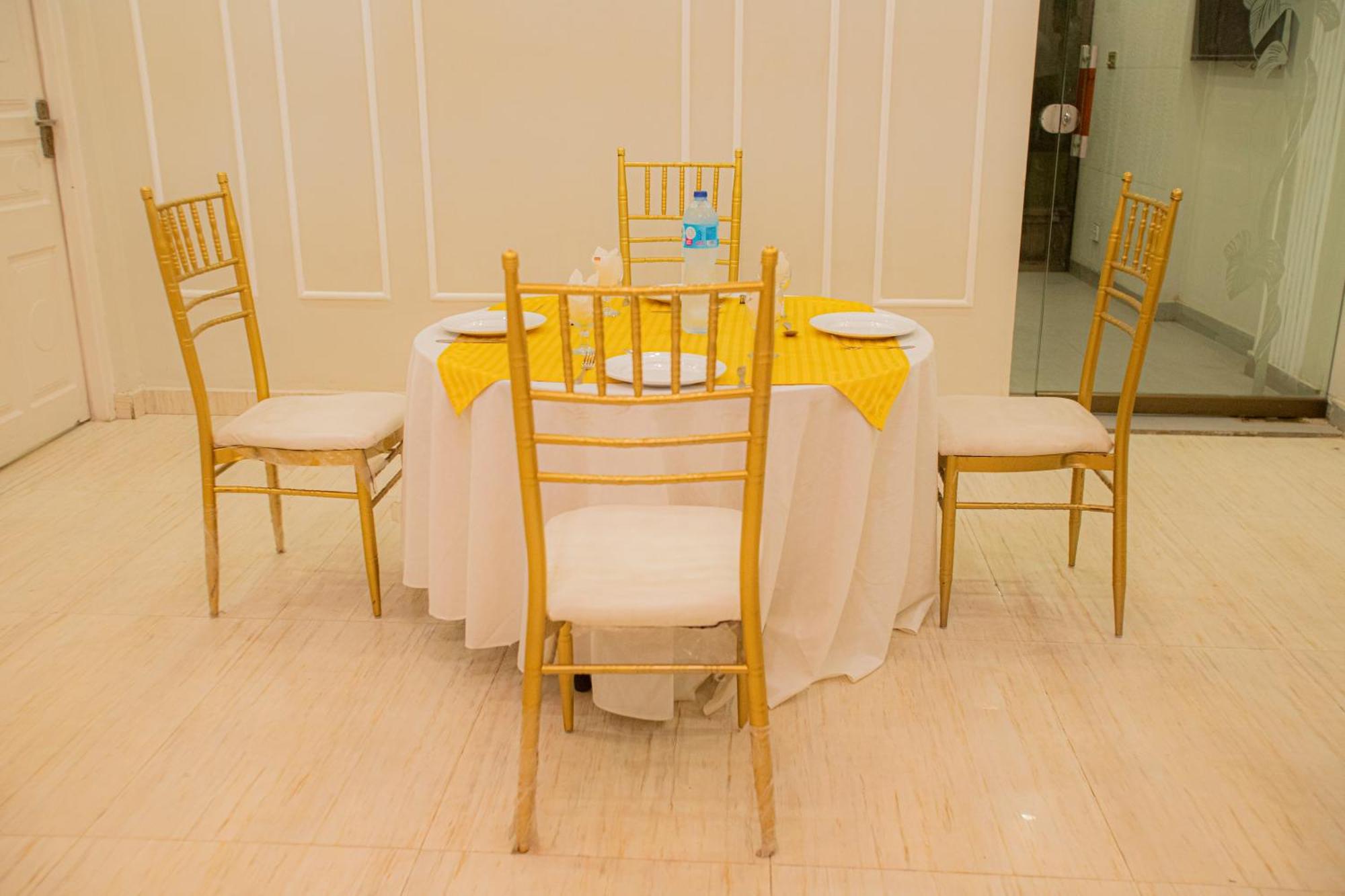 Hotel White Season Gulberg Lahore Ngoại thất bức ảnh