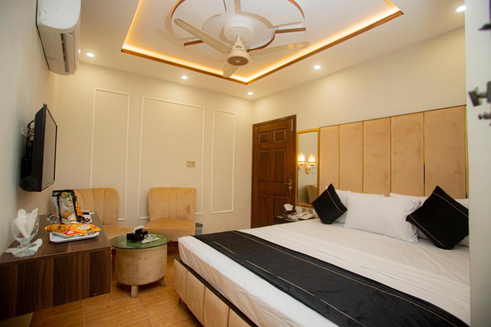 Hotel White Season Gulberg Lahore Ngoại thất bức ảnh