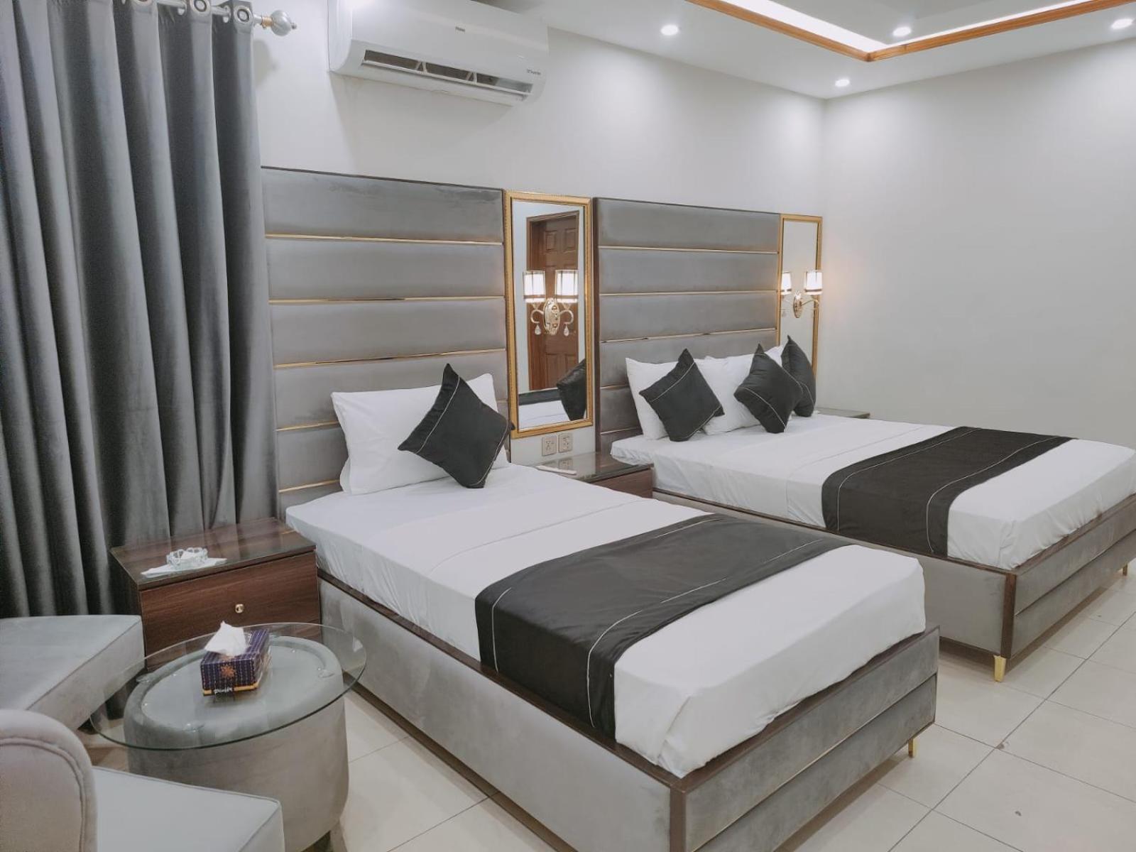 Hotel White Season Gulberg Lahore Ngoại thất bức ảnh