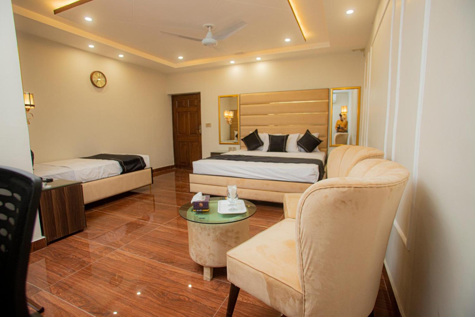 Hotel White Season Gulberg Lahore Ngoại thất bức ảnh
